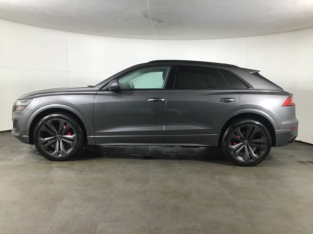 Used 2022  Audi 55 Prestige image 2