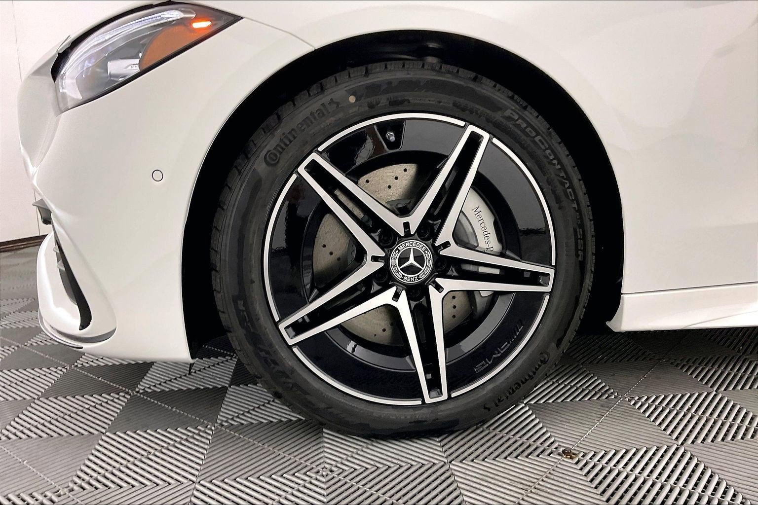 New 2026 Polar White Mercedes-Benz C 300 image 24