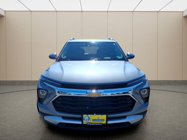 Used 2024 Gray Chevrolet LT image 4