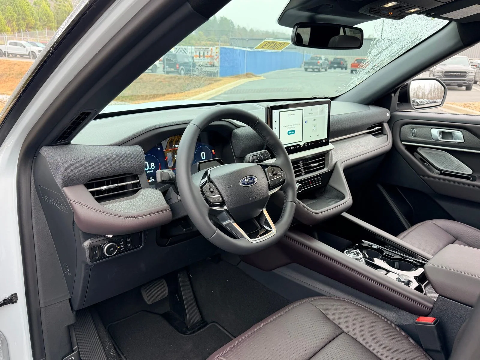 New 2026 White Ford Platinum image 21