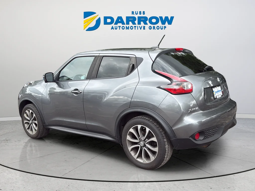 Used 2017 Gray Nissan SL image 3