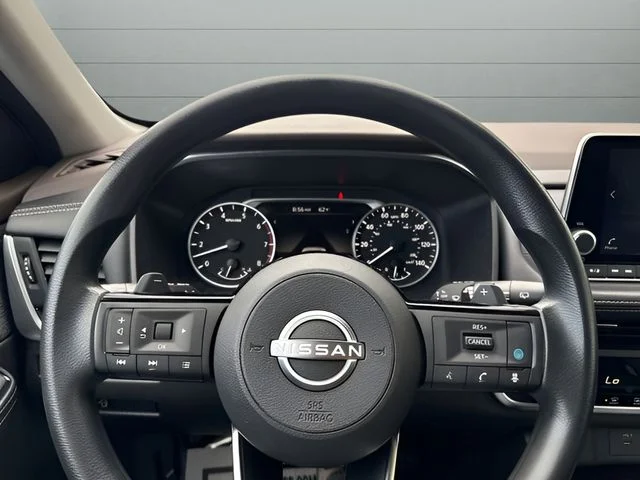Used 2023 White Nissan SV image 13