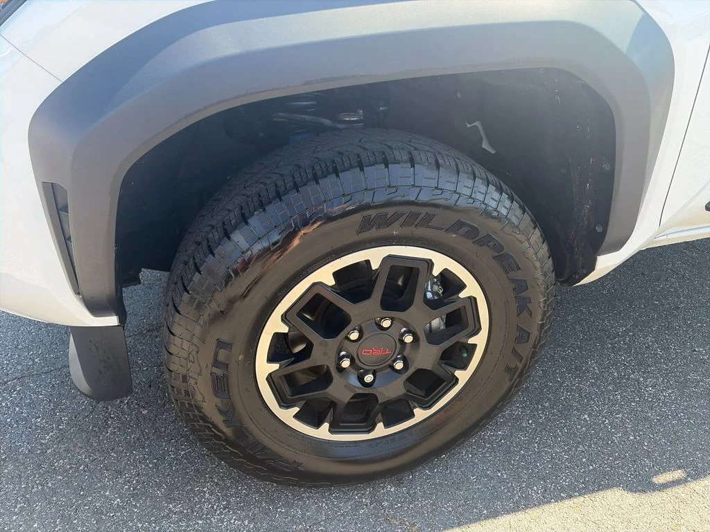 Used 2025 White Toyota TRD Off Road image 32