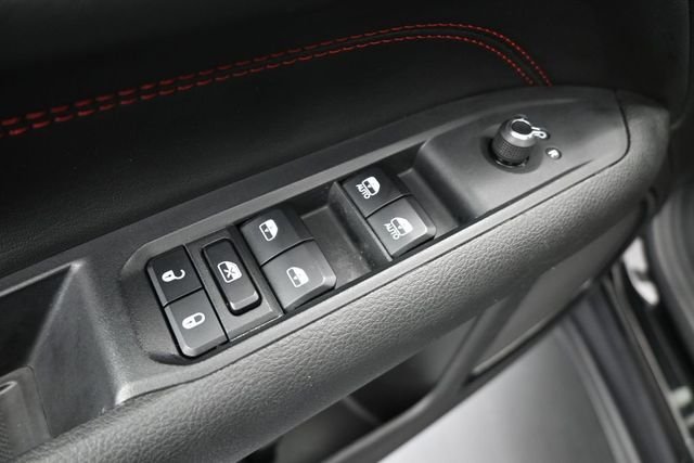 Used 2024 Black Jeep Trailhawk image 13