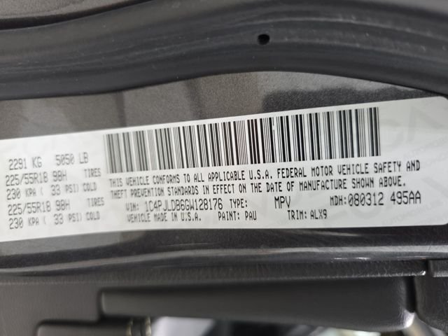 Used 2016 Gray Jeep Limited image 35