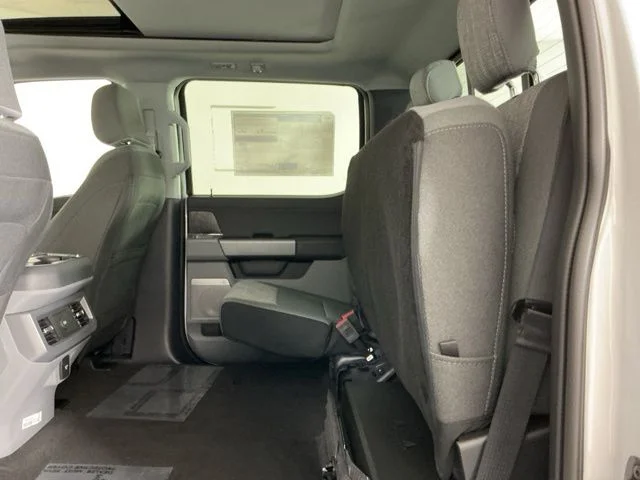 New 2026 Oxford White Ford XLT image 32