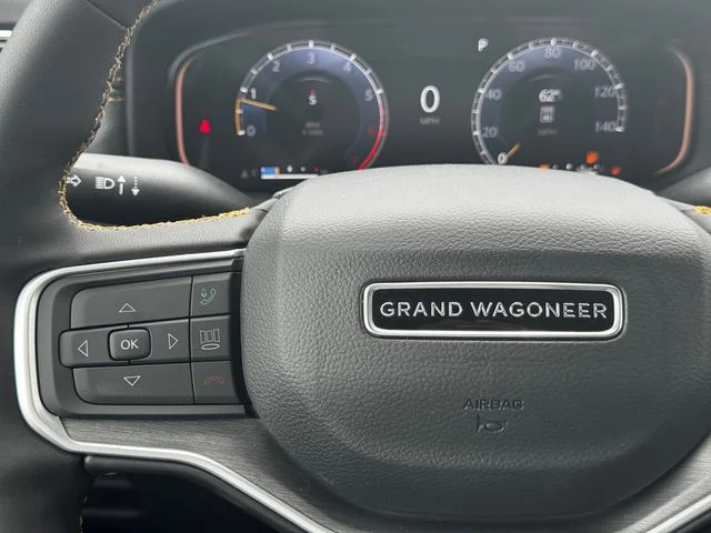 New 2026 Bright White Clear-Coat Exterior Paint Jeep Grand Wagoneer image 27