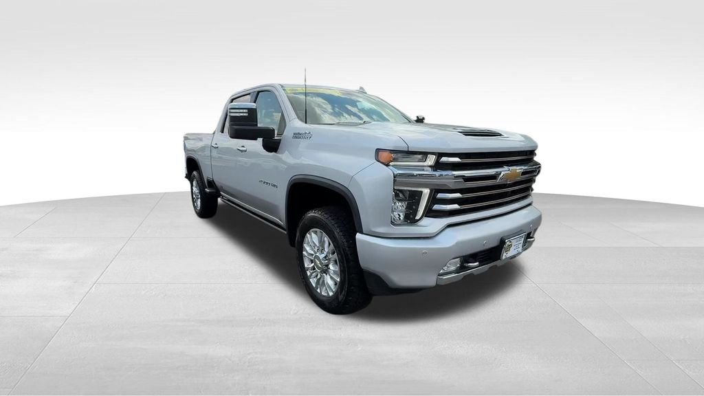 Used 2022 Silver Chevrolet High Country image 9