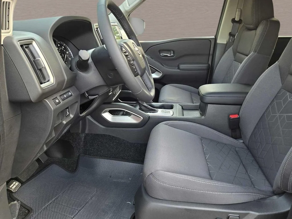 2026 Nissan Frontier SV - Photo 21