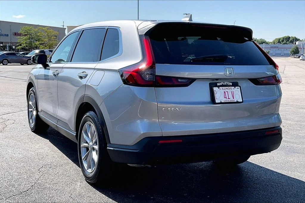 Used 2023 Silver Honda EX-L image 12