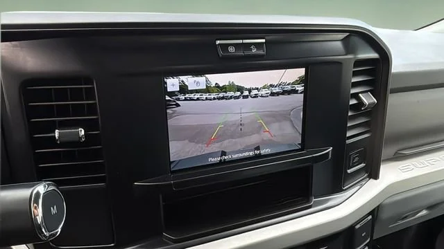 Used 2025  Ford XL image 26