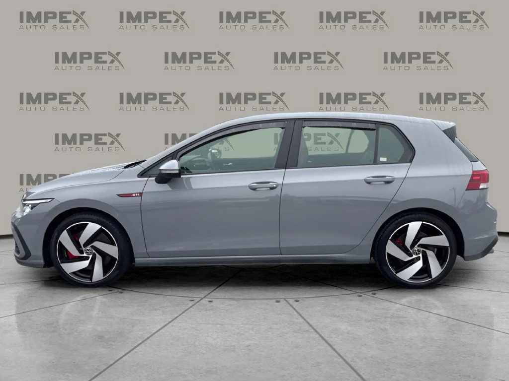 Used 2022 Gray Volkswagen 2.0T SE image 2