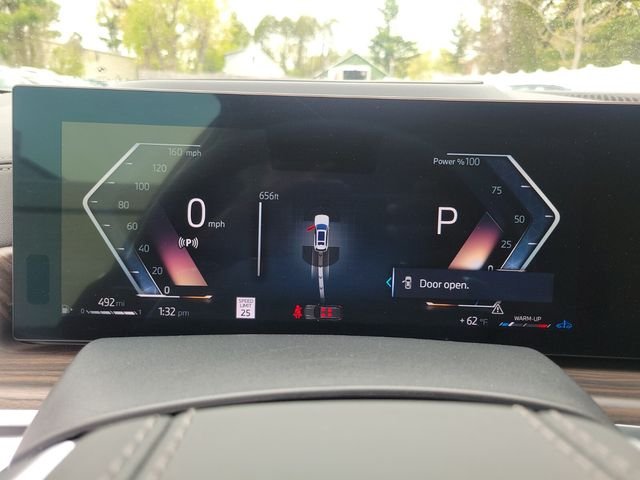 Certified Used 2024 White BMW xDrive40i image 31