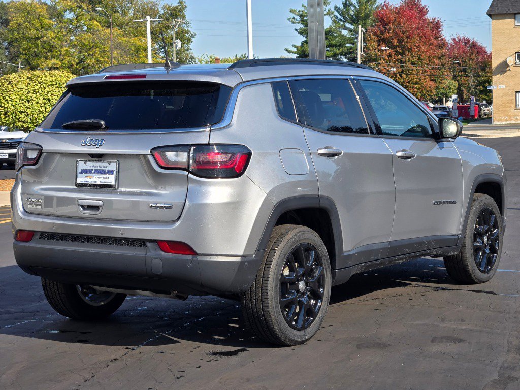 2022 Jeep Compass Latitude Lux - Photo 12