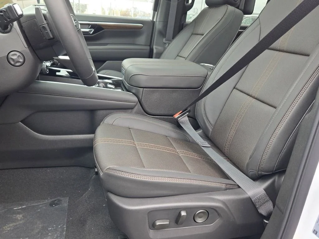 2026 Chevrolet Suburban High Country - Photo 25