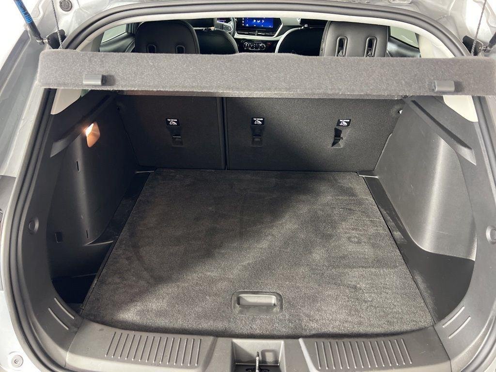 Used 2024 Sterling Gray Metallic Chevrolet LT image 20