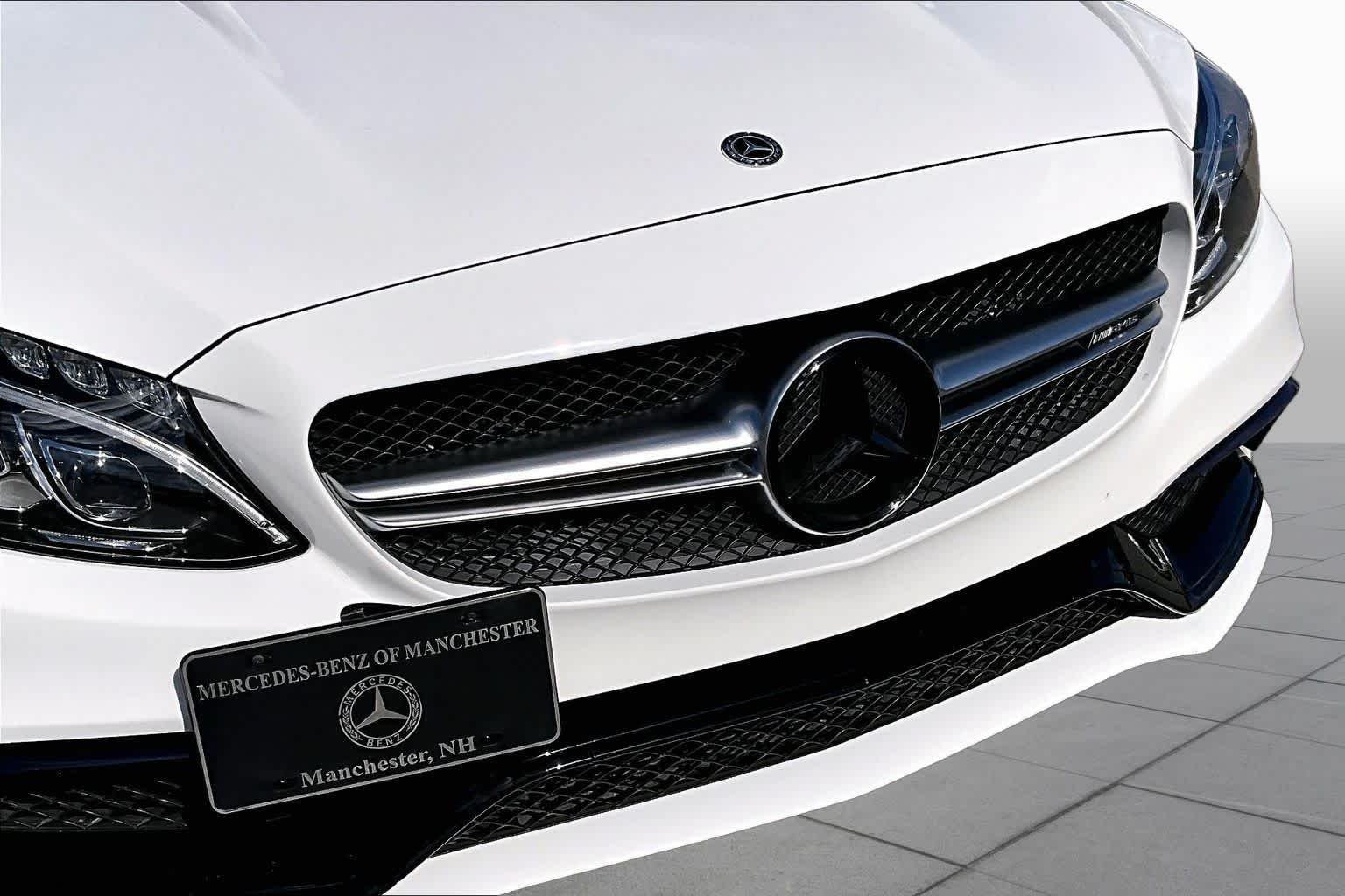 Used 2018 Polar White Mercedes-Benz AMG® C 63 S image 31