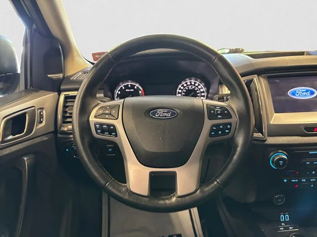 Used 2021 White Ford XLT image 13