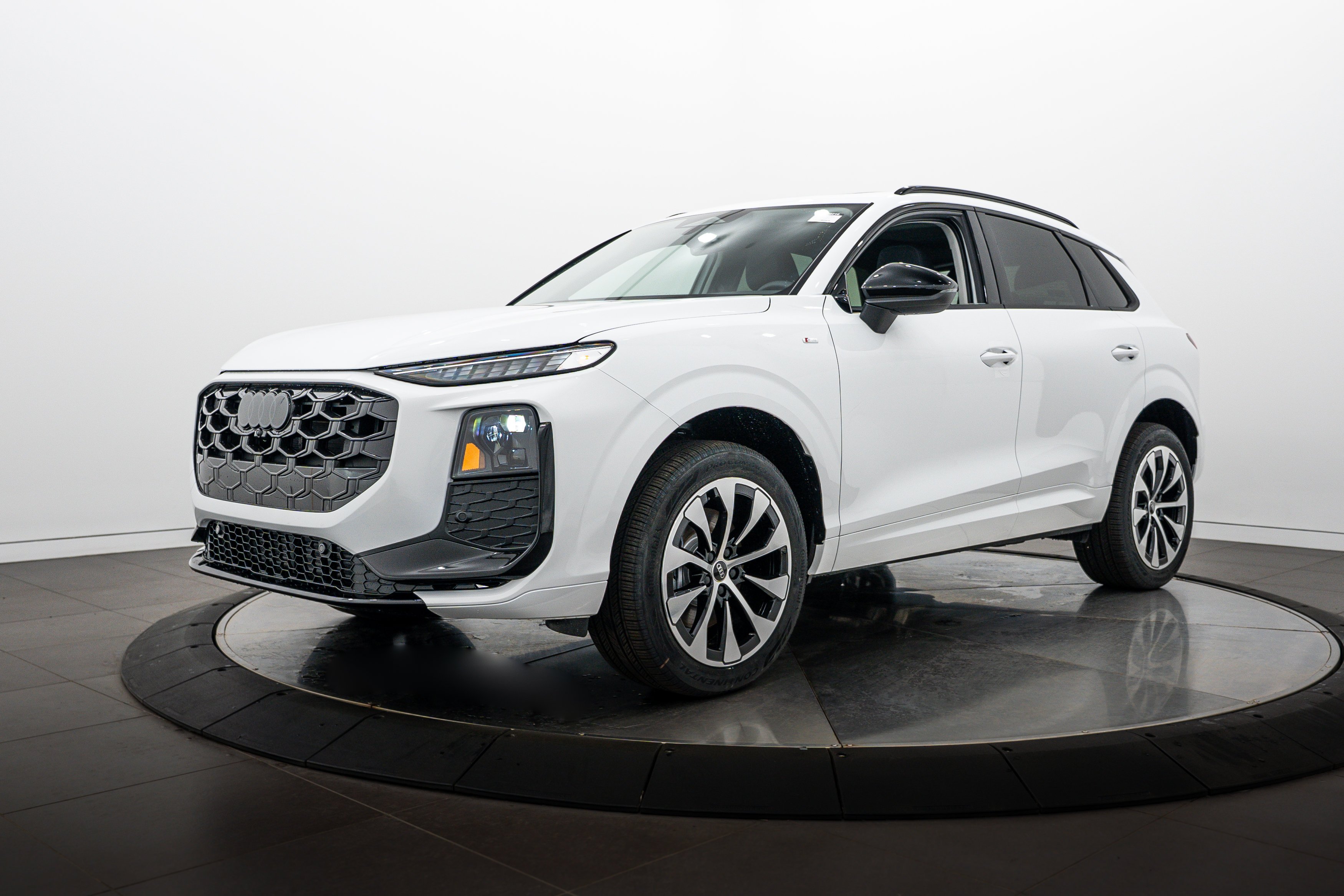 New 2026 White Audi S line image 7