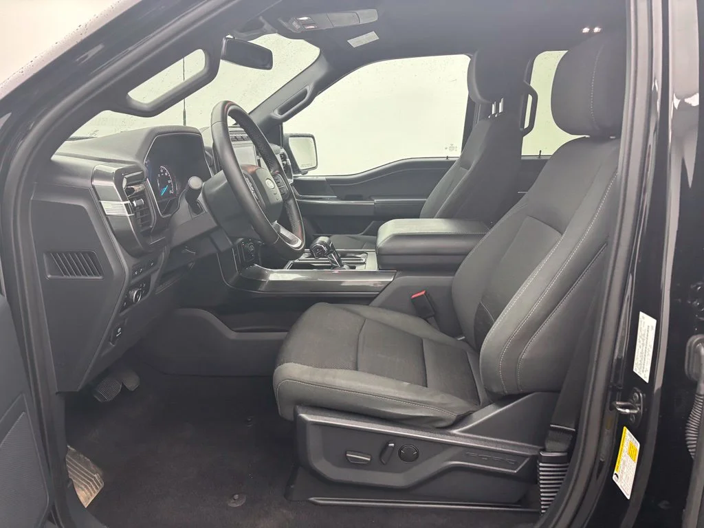Used 2023 Black Ford XLT image 22
