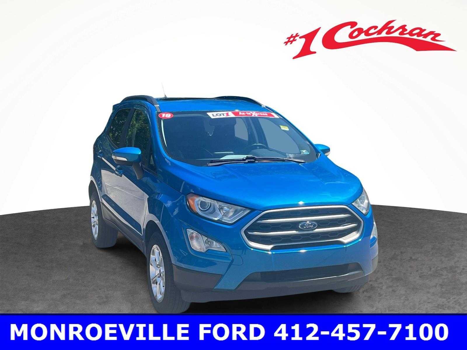 Used 2019 Blue Candy Metallic Tinted Clearcoat Ford SE image 1