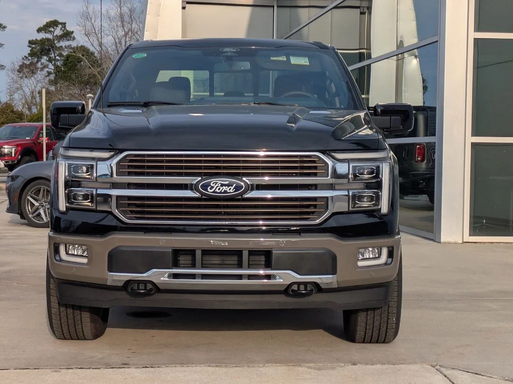 New 2026 Agate Black Metallic Ford King Ranch image 8