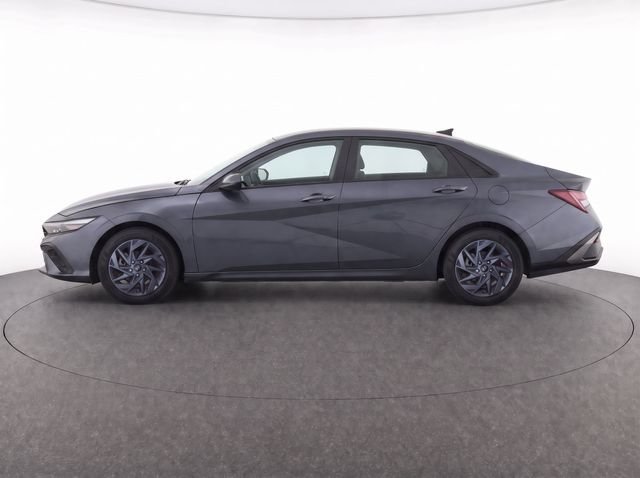 Certified Used 2024 Gray Hyundai SEL image 8