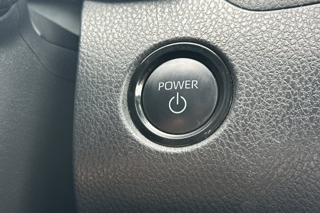 Certified Used 2025  Toyota SE image 26