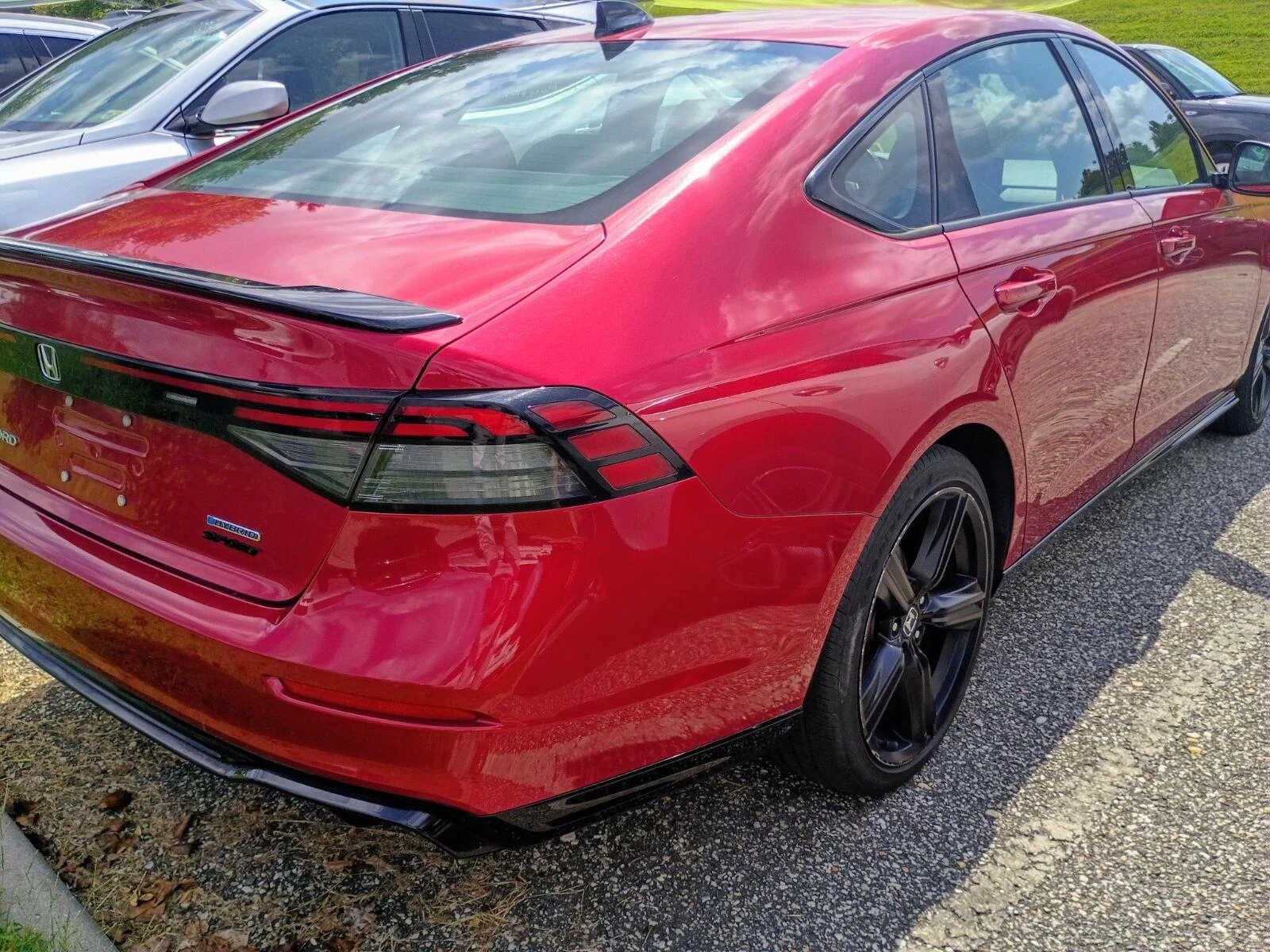 Used 2023 Radiant Red Metallic Honda Sport-L image 5