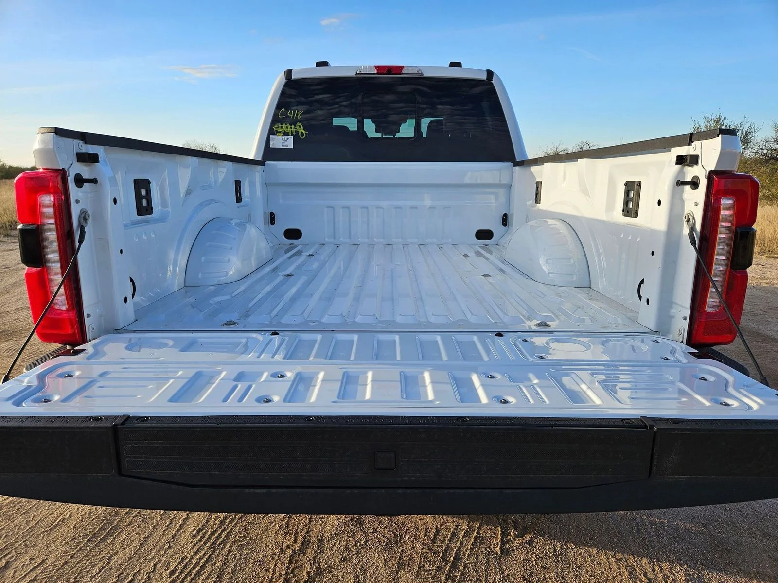 New 2026 Oxford White Ford F-350® XLT image 7