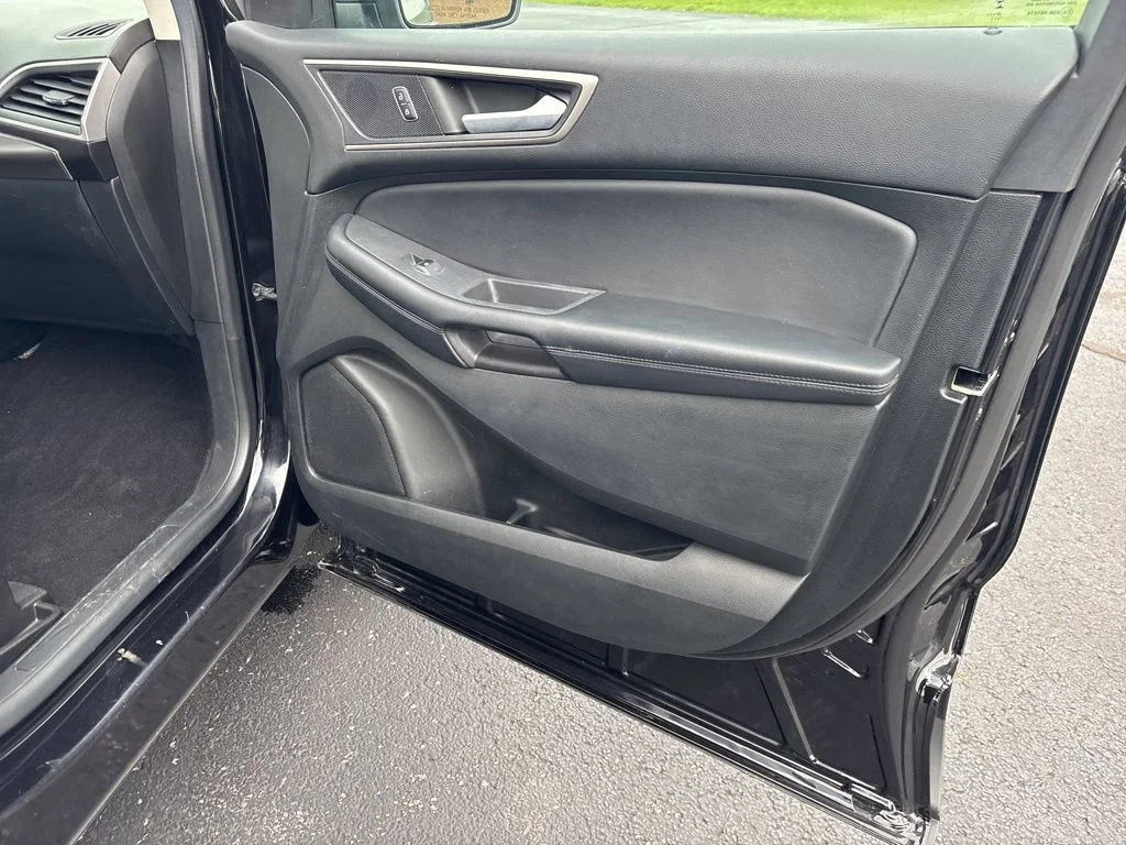 2022 Ford Edge SEL - Photo 27