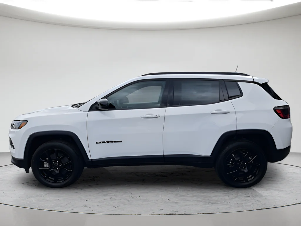 New 2026 Bright White Clear-Coat Exterior Paint Jeep Latitude image 2