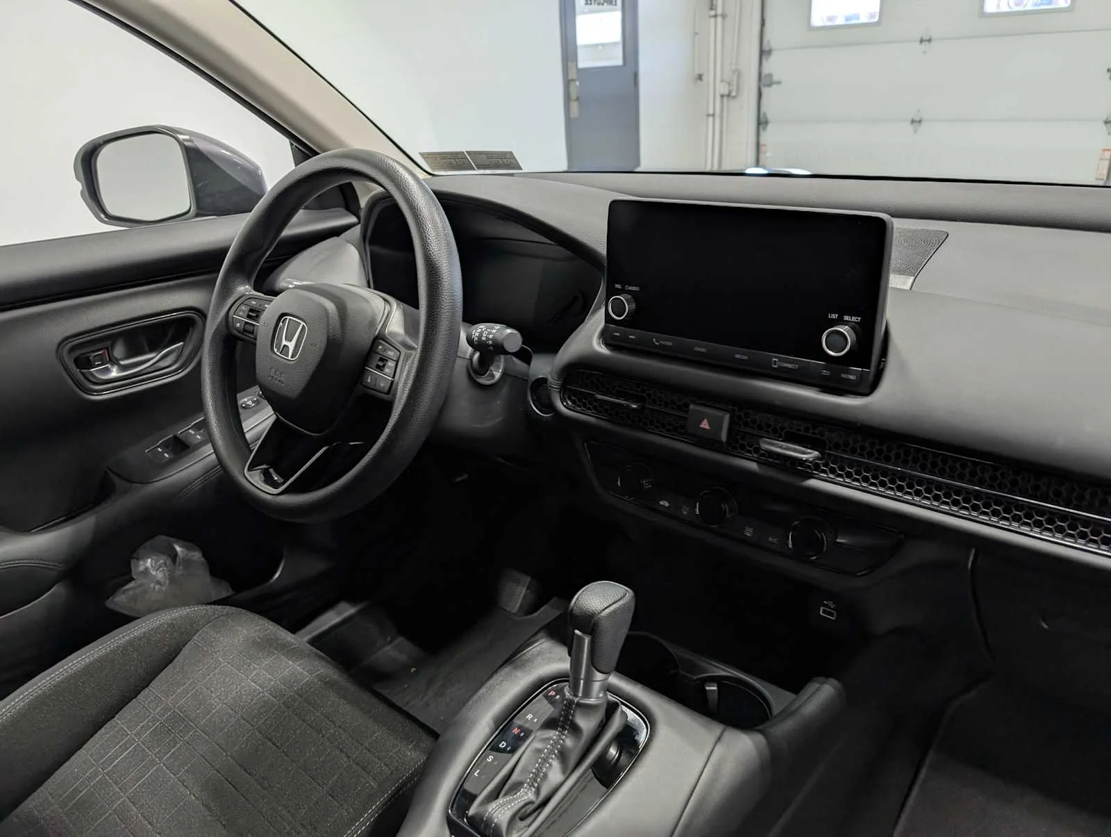 2023 Honda HR-V LX - Photo 39