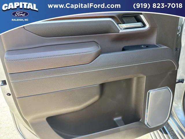 Used 2025 Silver GMC Denali image 17