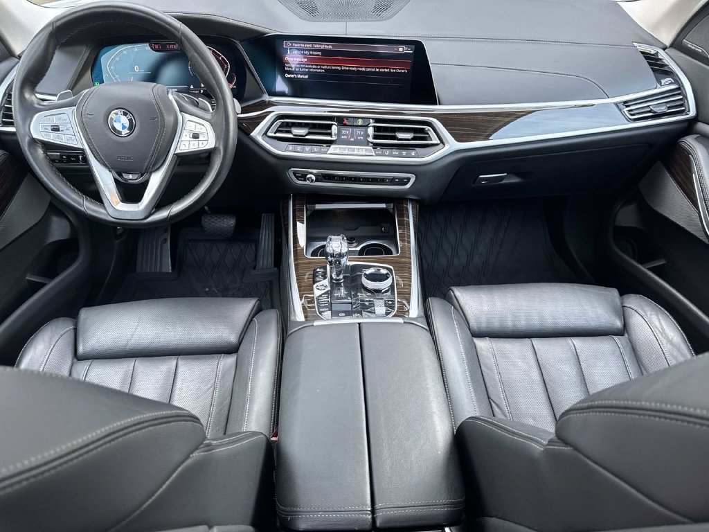 Used 2019 White Metallic BMW xDrive40i image 20