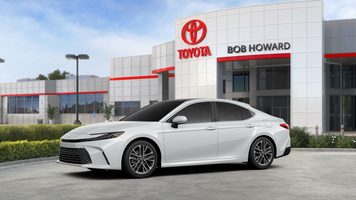 New 2026 Wind Chill Pearl Toyota XLE image 2