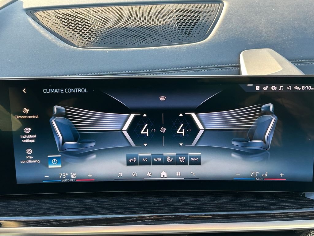 New 2026 Dravit Grey Metallic BMW xDrive50e image 24