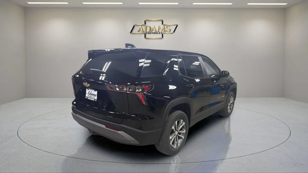 New 2027 Mosaic Black Metallic Chevrolet LT image 5