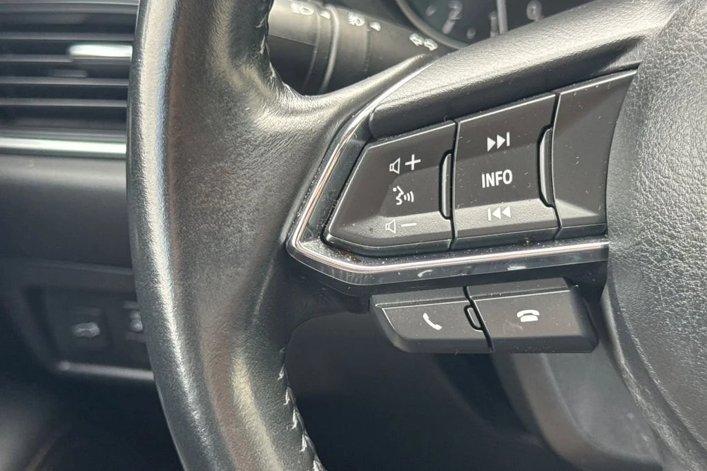 Used 2019 Black Mazda Grand Touring image 31