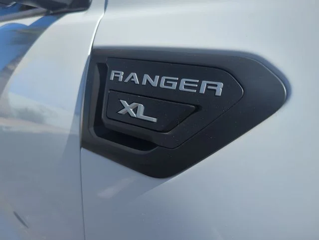 Used 2020 White Ford XL image 30