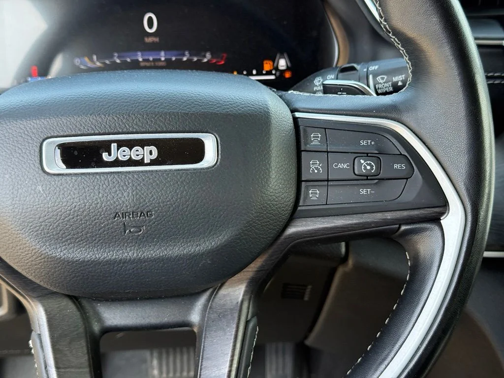 Used 2022 Black Jeep Limited image 16