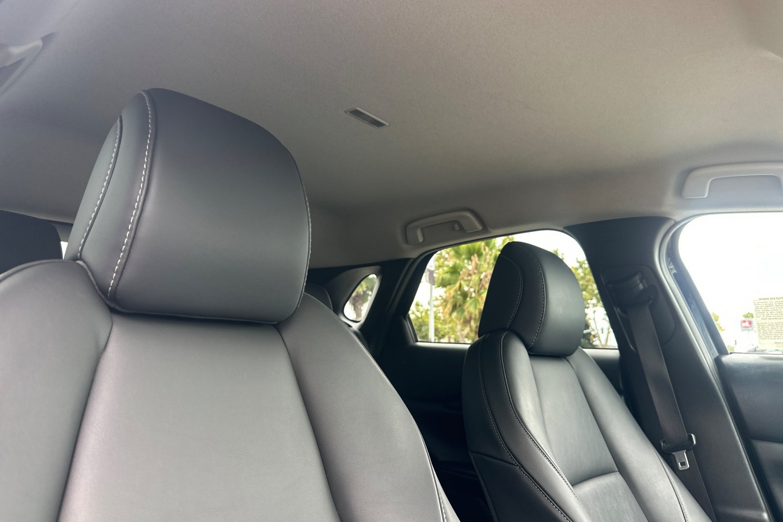 Used 2021 Blue Mazda Select image 18
