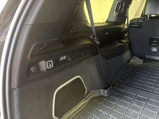 Used 2023 Gray Jeep Summit image 10