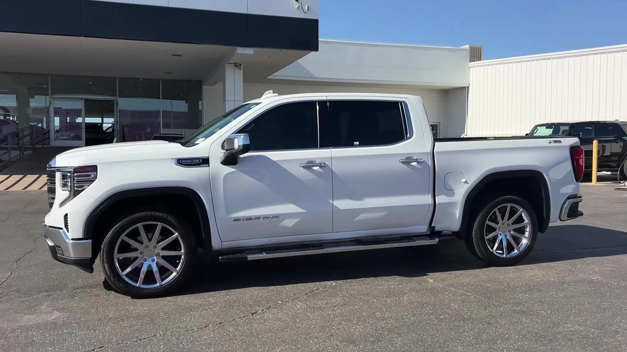 Used 2022 Summit White GMC SLT image 53