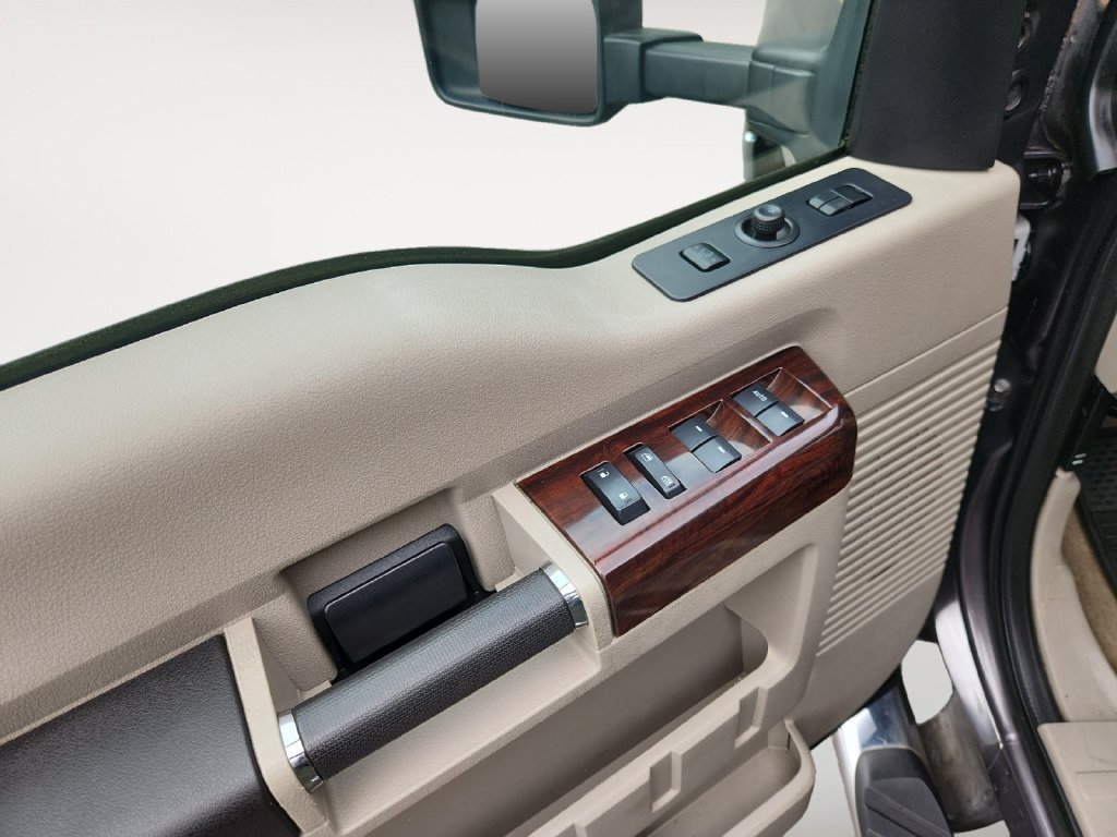 Used 2008  Ford XL image 10