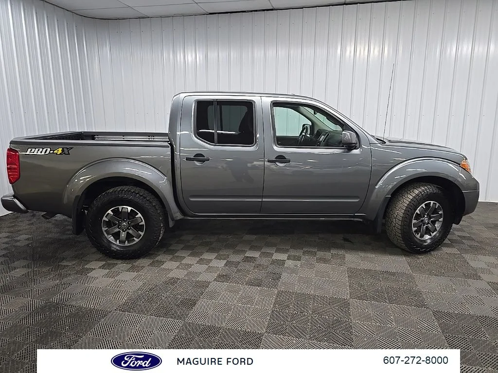 Used 2018 Gray Nissan PRO-4X image 2