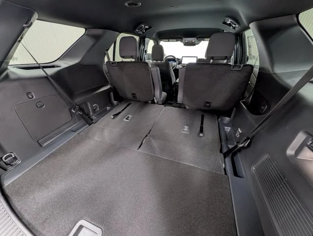 New 2027 Carbonized Gray Metallic Ford Active image 49