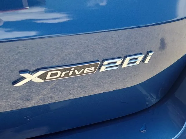 Used 2023 Blue BMW xDrive28i image 34