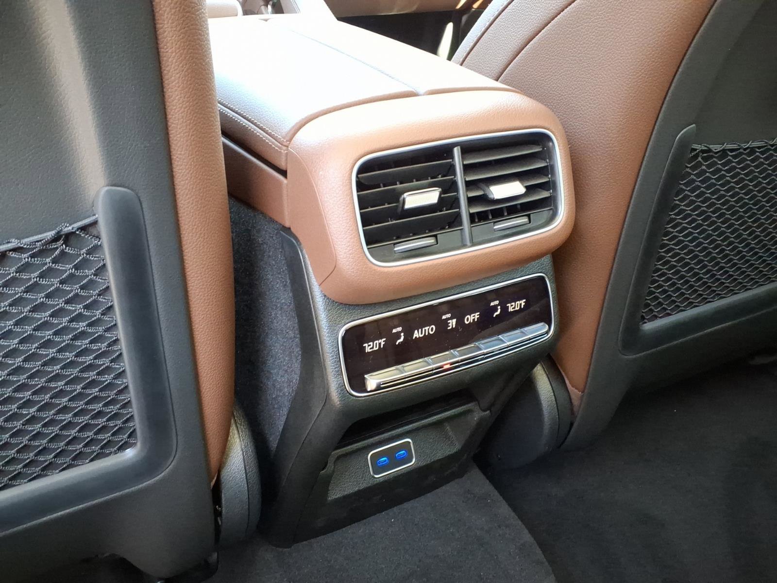 New 2026 Obsidian Black Metallic Mercedes-Benz 450 image 19