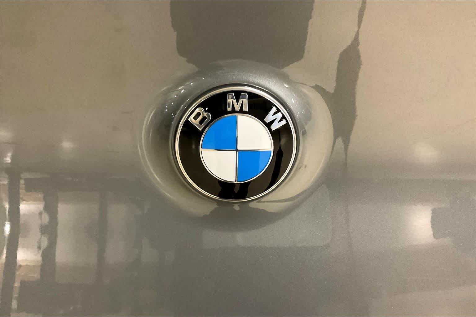 Used 2026 Skyscraper Grey Metallic BMW 30 xDrive image 15